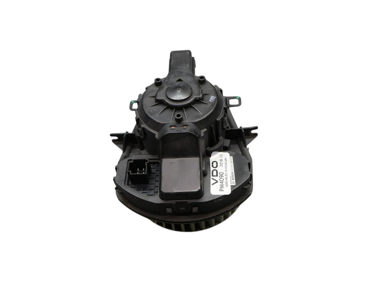 Load image into Gallery viewer, 11-17 Volkswagen VW Touareg HVAC A/C Heater Air Blower Motor Fan Oem
