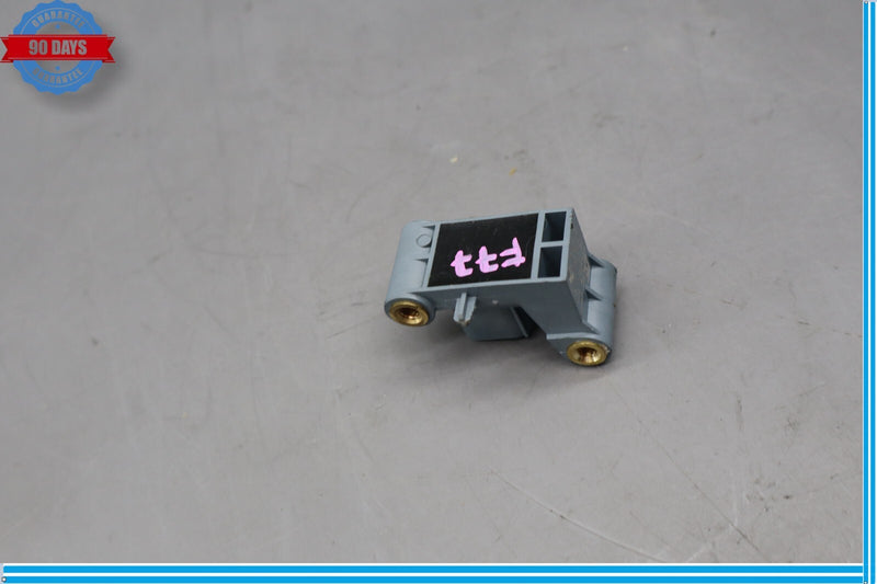 Load image into Gallery viewer, 09-16 BMW 750i 750Li Right or Left Door Sensor Oem
