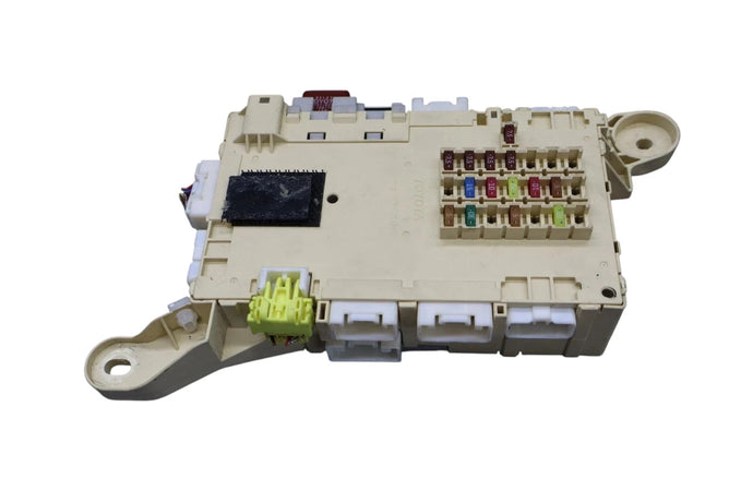 02-10 Lexus SC430 Front Dashboard Fuse Fusebox Junction Relay Box 8273024030 Oem