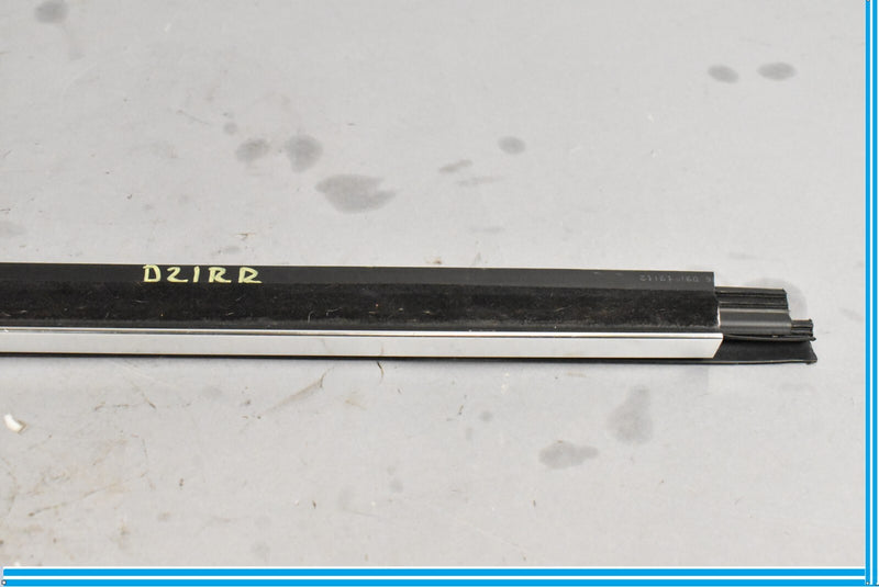 Load image into Gallery viewer, 09-15 BMW 750i 750Li F01 F02 Rear Right Inner Window Channel Cover 7206450 Oem
