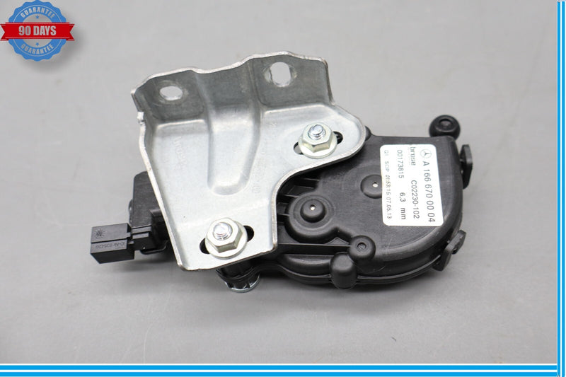 Load image into Gallery viewer, 13-16 Mercedes X166 GL550 Rear Left Quarter Window Regulator Motor Oem
