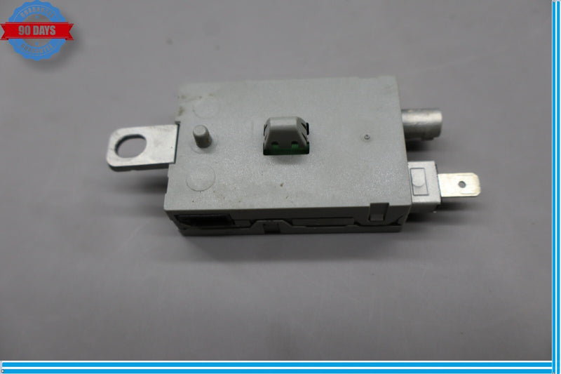 Load image into Gallery viewer, 14-20 Jaguar X152 F-Type Aerial Antenna Amplifier Control Module Unit Oem
