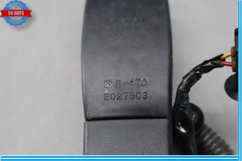 Load image into Gallery viewer, 02-06 Lexus SC430 LS430 Front Right Passenger Side Seat Belt Seatbelt Buckle Oem
