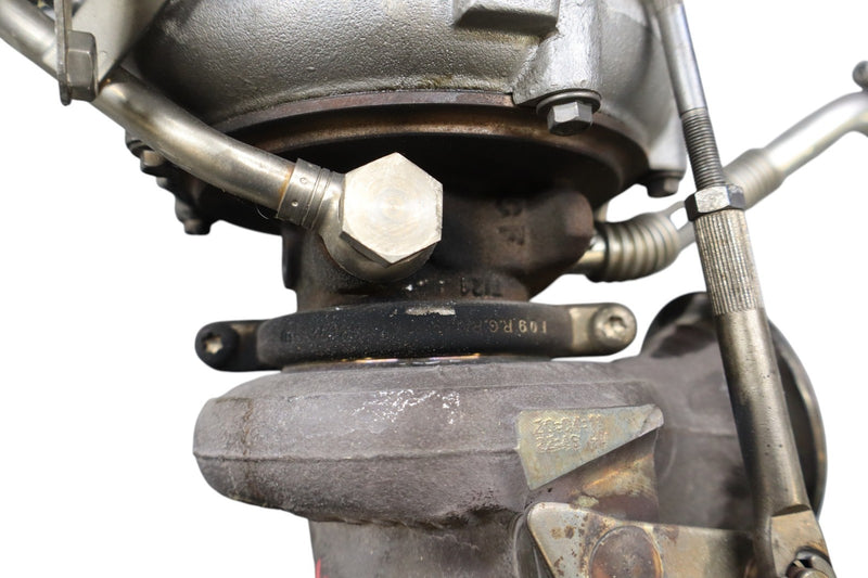 Load image into Gallery viewer, 09-12 BMW 750Li 750i Left Turbo Charger Turbocharger Housing 7576985 Oem
