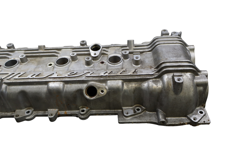 Load image into Gallery viewer, 14–17 Maserati Ghibli Right Side Cylinder Head Rocker Valve Cover 298701 Oem
