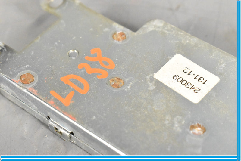 Load image into Gallery viewer, 09-13 Maserati Quattroporte M139 Rear Left Antenna AM/FM Amplifier Module Oem
