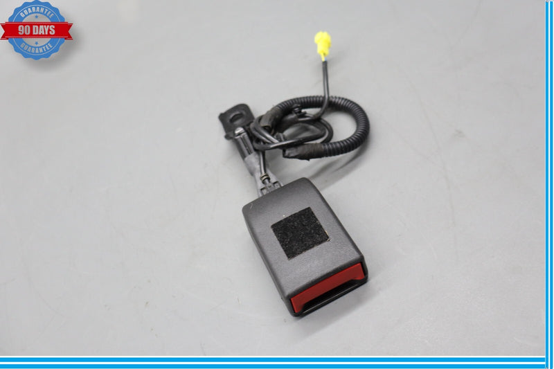 Load image into Gallery viewer, 12-19 Mercedes GL450 GL550 X166 Front Right Passenger Seat Belt Buckle Black Oem
