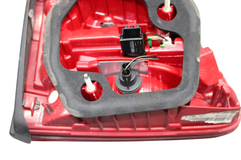 Load image into Gallery viewer, 11-14 Volkswagen Touareg Rear Right Passenger Side Inner Tail Light Lamp Oem

