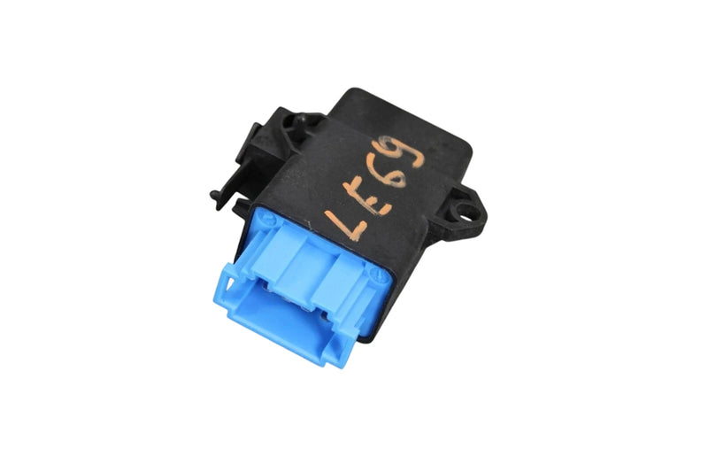 Load image into Gallery viewer, 09-17 Volkswagen VW CC Front Left Driver Heated Seat Control Module Unit OEM
