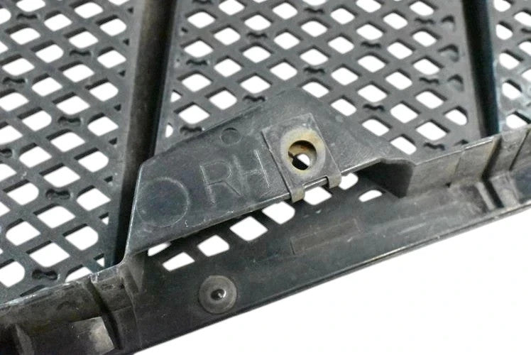 Load image into Gallery viewer, 06-12 Mercedes GL450 ML320 ML500 Front Right Side Hood Vent Grill Black Oem
