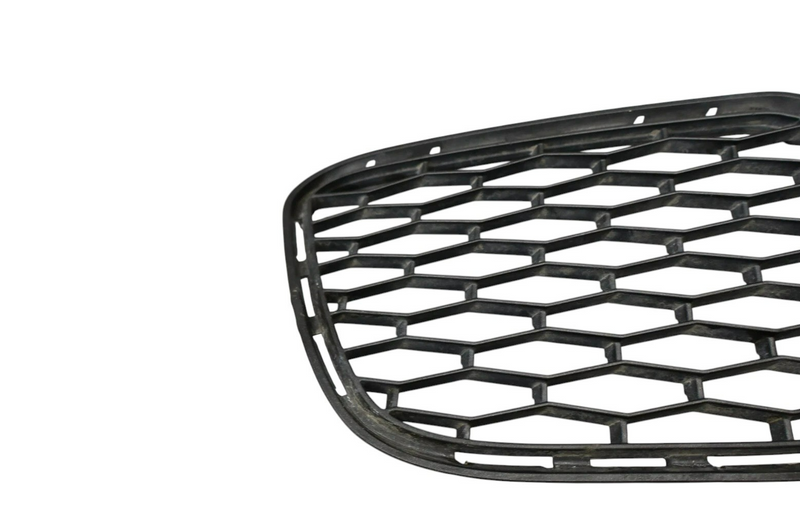 Load image into Gallery viewer, 14-17 Maserati Ghibli Front Left Side Bumper Mesh Grille Bezel Cover Oem

