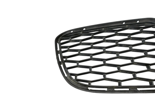 14-17 Maserati Ghibli Front Left Side Bumper Mesh Grille Bezel Cover Oem
