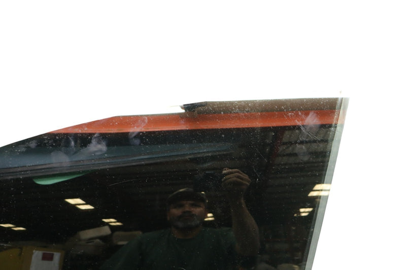 Load image into Gallery viewer, 11-18 Audi A8 A8L Quattro Front Left Driver Side Door Window Auto Glass Oem
