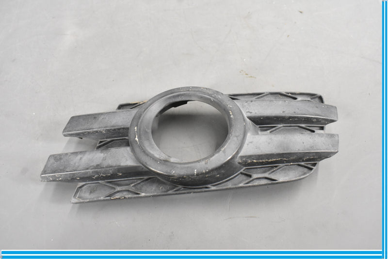 Load image into Gallery viewer, 07-09 Mercedes X164 GL450 Left Base Front Bumper Cover Grille Grill Mesh Oem

