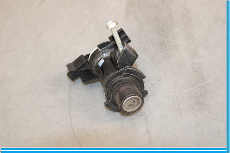Load image into Gallery viewer, 08-17 Mercedes E350 E550 C300 C250 W207 Rear Trunk Lid Latch Lock Cylinder Oem

