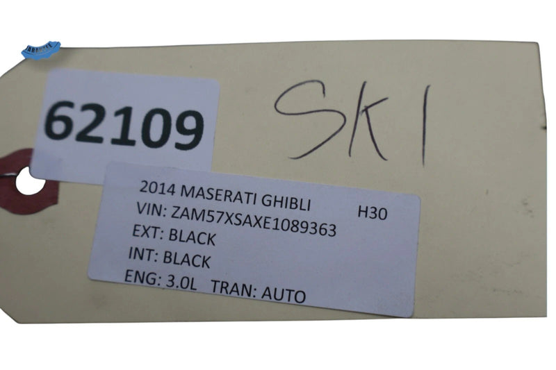 Load image into Gallery viewer, 14-18 Maserati Ghibli Quattroporte Front Left Side Spindle Knuckle Hub Oem
