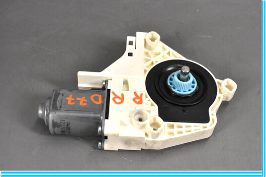 11-17 Volkswagen VW Touareg Rear Right Side Door Window Regulator Motor Oem