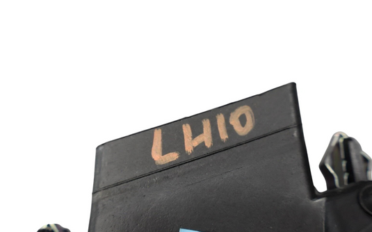 14-20 Maserati Ghibli Front Left Driver Side Door Window Corner Trim Panel Oem