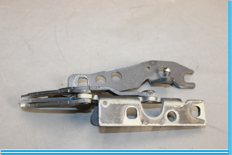 Load image into Gallery viewer, 04-05 BMW 645Ci E63 Front Left Driver Side Hood Bonnet Panel Hinge Oem
