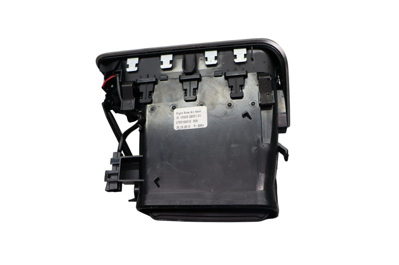 Load image into Gallery viewer, 14-20 Maserati Ghibli Right Passenger Side Dash Outer Ac Air Vent Grille Oem
