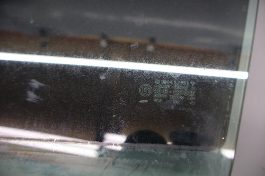 96-02 Mercedes E320 E430 E55 W210 Front Left Driver Side Door Window Glass Oem