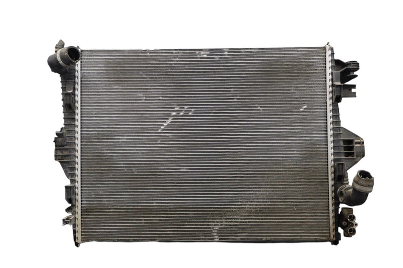 Load image into Gallery viewer, 11-17 Volkswagen VW Touareg Engine Water Cooling Radiator 95810613210 OEM
