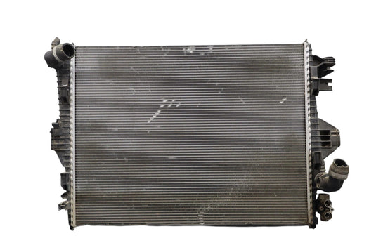 11-17 Volkswagen VW Touareg Engine Water Cooling Radiator 95810613210 OEM
