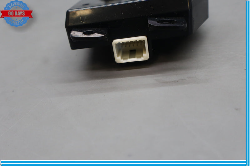 Load image into Gallery viewer, 11-13 Hyundai Equus GLS Front Right Passenger Side Seat Control Switch Oem
