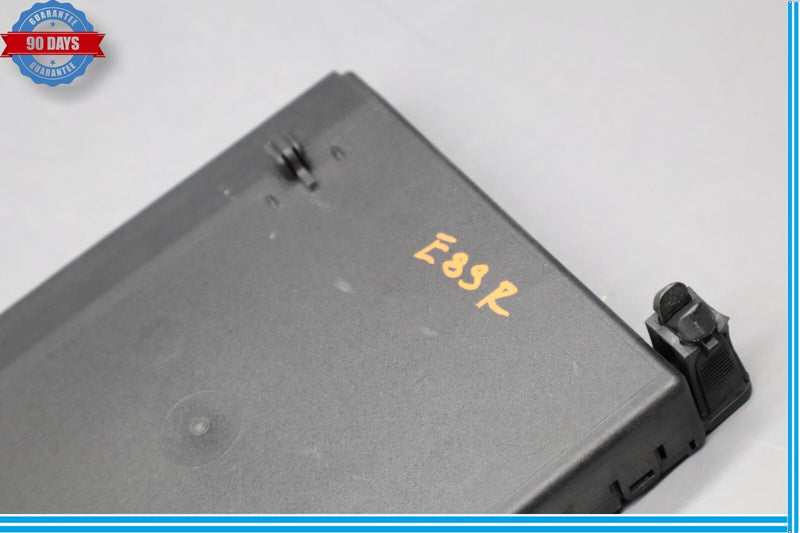 Load image into Gallery viewer, 03-12 Mercedes R230 SL500 SL600 Right Passenger Side Door Control Module ECU Oem
