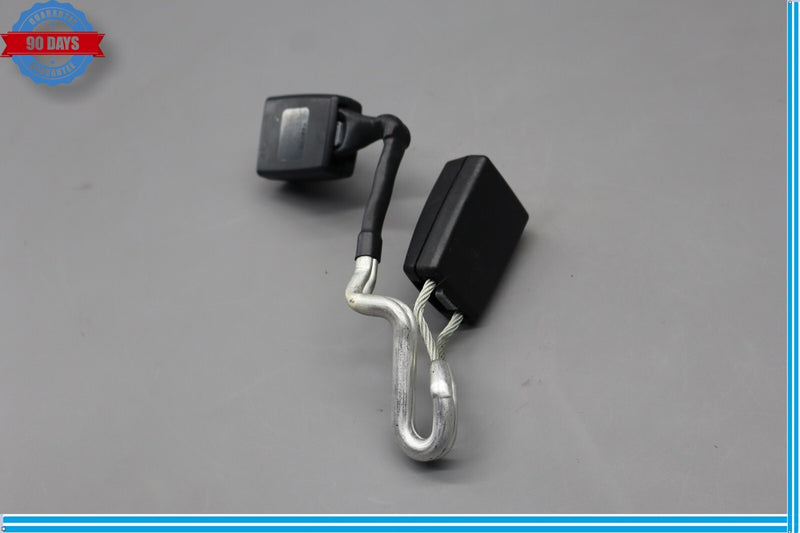 Load image into Gallery viewer, 06-13 Audi A3 A3 Quattro Rear Left Double Seat Belt Buckle Receiver Oem
