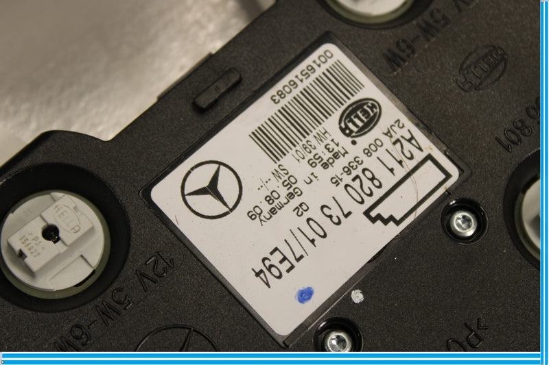Load image into Gallery viewer, 06-11 Mercedes CLS550 CLS500 W219 Rear Top Upper Overhead Dome Light Lamp Oem
