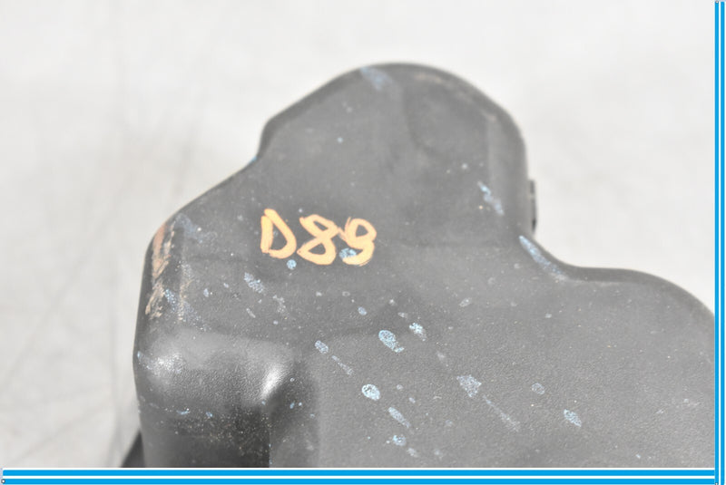 Load image into Gallery viewer, 12-18 Mercedes CLS550 CLS63 W218 Trunk Lid Power Lock Latch Actuator Oem
