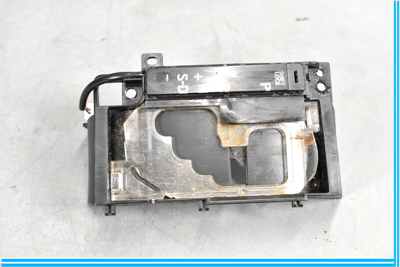 Load image into Gallery viewer, 07-12 Lexus LS460 Transmission Shift Shifter Position Indicator Oem
