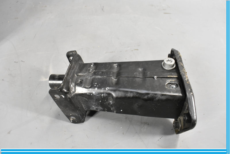 Load image into Gallery viewer, 10-13 Mercedes S400 S550 W221 Right Passenger Bumper Reinforcement Bracket Oem
