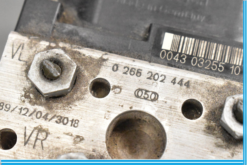 Load image into Gallery viewer, 00-06 Mercedes CL500 CL600 W215 Anti Lock Brake Abs Pump Module A0044314612 Oem
