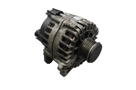 11-18 Porsche Cayenne 958 Engine Alternator Generator 14W 220 Amp Valeo Oem