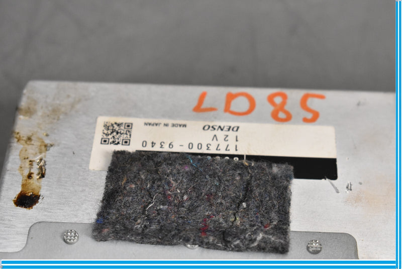 Load image into Gallery viewer, 07-12 Lexus LS460 XF40 Front Left Seat Climate Control Module 8586150201 Oem

