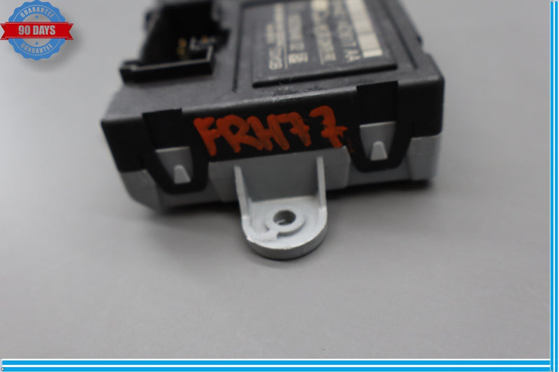 Load image into Gallery viewer, 10-15 Jaguar XJ XJL X351 Front Right Passenger Side Door Control Module Oem
