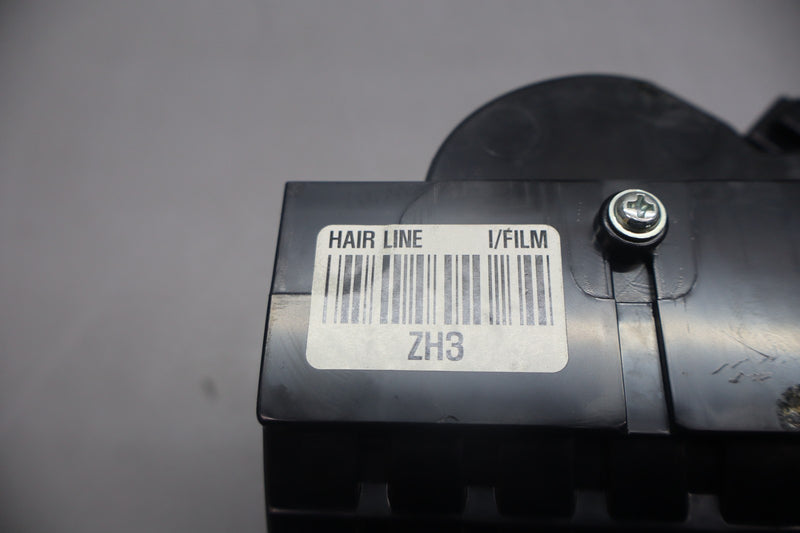 Load image into Gallery viewer, 15-17 Hyundai Genesis G80 Center Console Cup Holder Assembly 84670B1000 Oem
