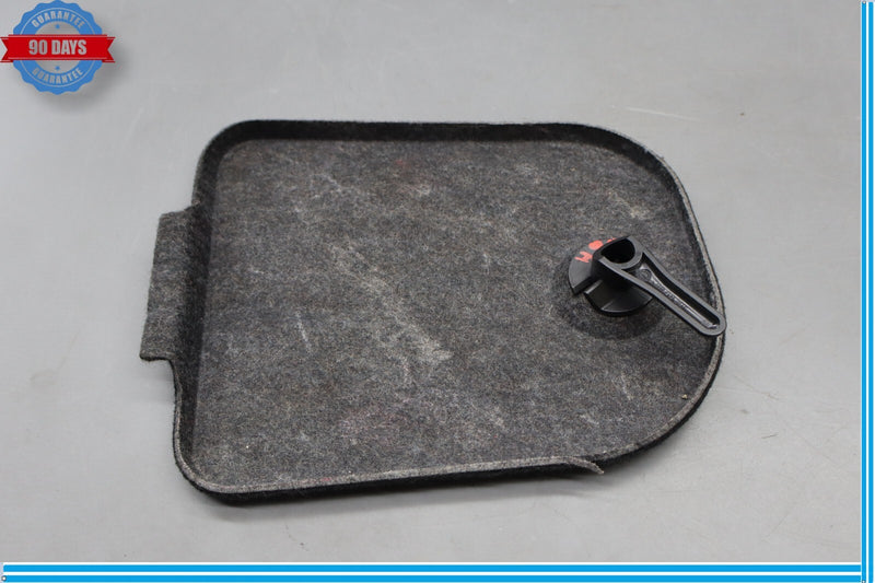 Load image into Gallery viewer, 12-18 Mercedes W218 CLS400 CLS550 Rear Trunk Side Liner Carpet Oem
