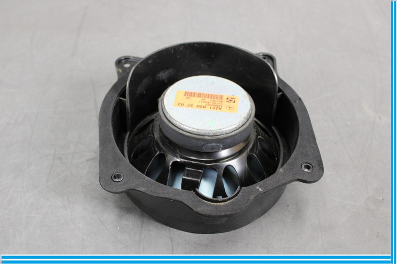 Load image into Gallery viewer, 07-13 Mercedes S550 S600 W221 Rear Left Door Audio Speaker 2218203702 Oem
