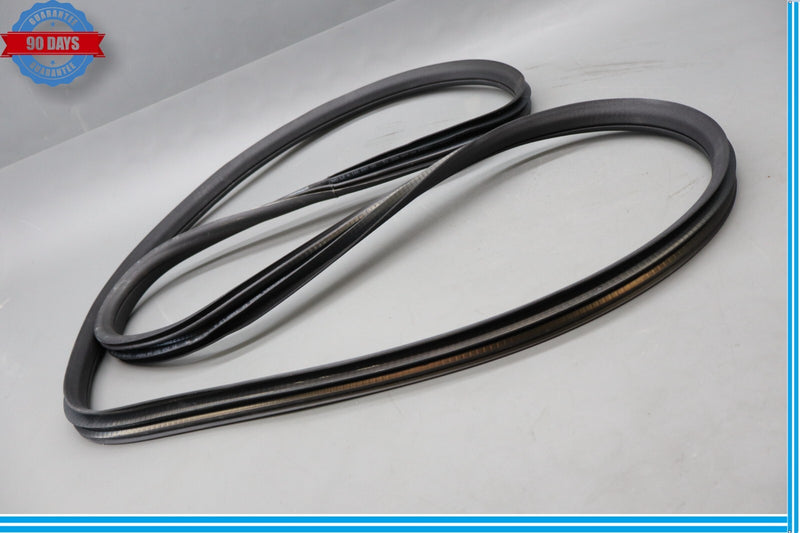 Load image into Gallery viewer, 13-16 Mercedes GL450 GL550 Front Right Passenger Side Door Weather Strip Oem
