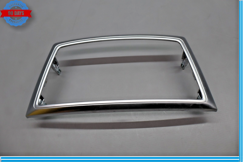 Load image into Gallery viewer, 12-16 Mercedes GL450 GL550 X166 Center Console Command Unit Radio Bezel Trim Oem
