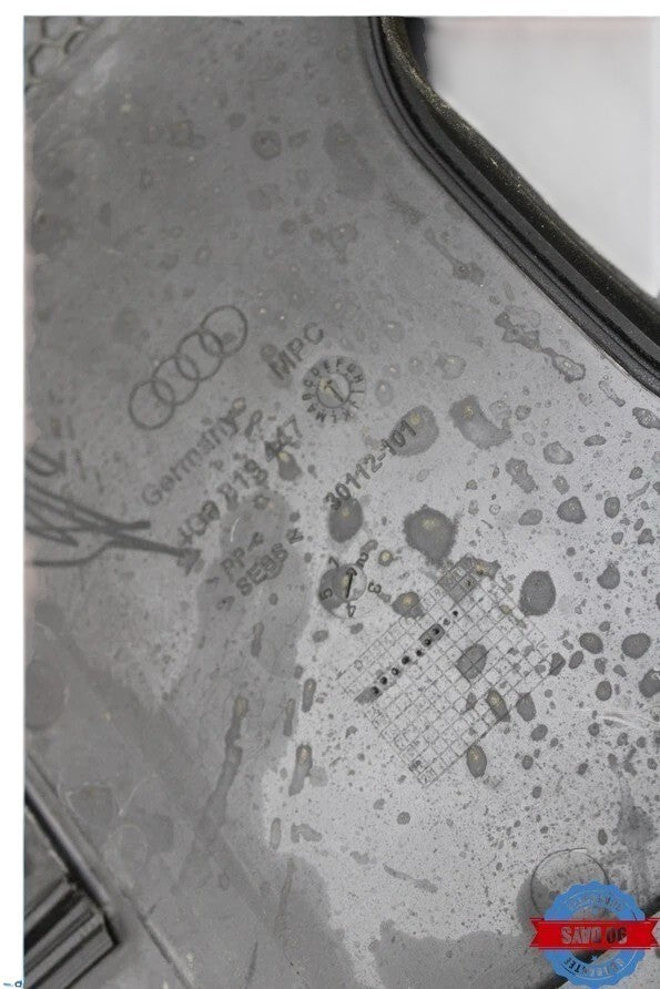 Load image into Gallery viewer, 12-18 Audi A7 Quattro Front Windshield Wiper Cowl Grill Cover Panel 4G8819447
