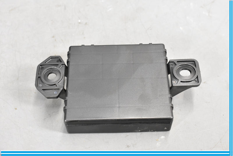 Load image into Gallery viewer, 13-15 Jaguar XJ XJL Captive Consumption Control Module Oem
