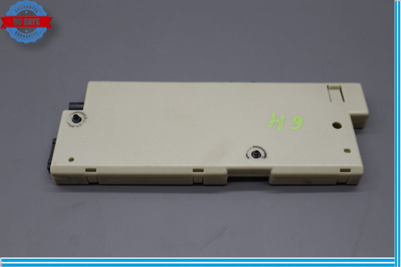 Load image into Gallery viewer, 09-12 BMW 750i 750Li F01 F02 Diversity Backup Radio AM FM Antenna Signal Oem
