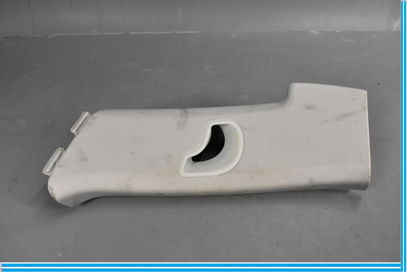 Load image into Gallery viewer, 11-17 Volkswagen VW Touareg Rear Left Side C Pillar Quarter Cover Trim Panel Oem
