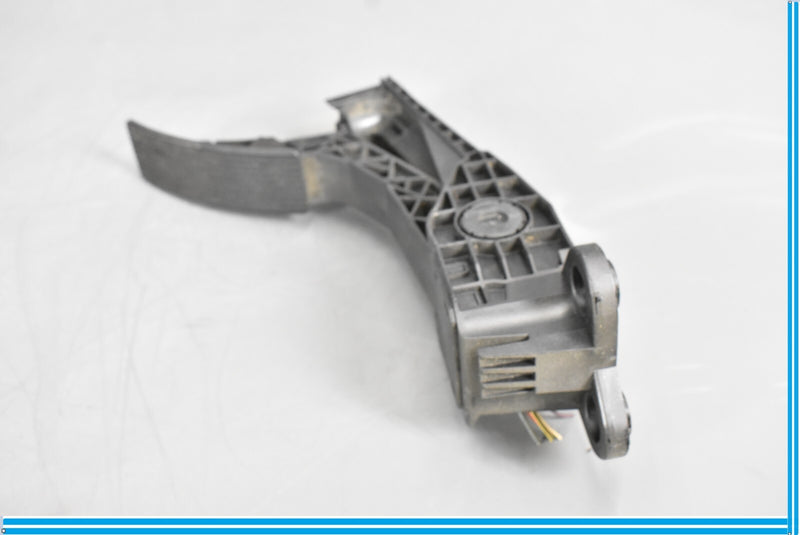 Load image into Gallery viewer, 06-12 Mercedes W164 GL550 GL450 Front Gas Throttle Pedal Accelerator Oem
