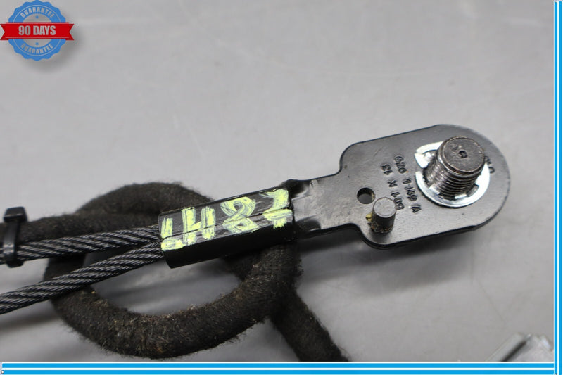 Load image into Gallery viewer, 14-22 Maserati Quattroporte Front Left Driver Side Seat Belt Buckle Oem
