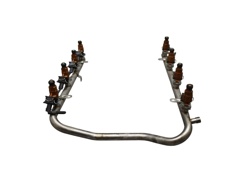 Load image into Gallery viewer, 00-06 Mercedes R230 SL500 CLK430 Fuel Injector Rail W/ Injectors 1130700095 Oem
